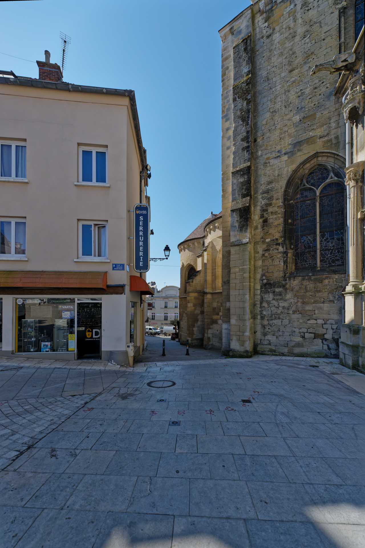 Pontoise : place du grand Martroy